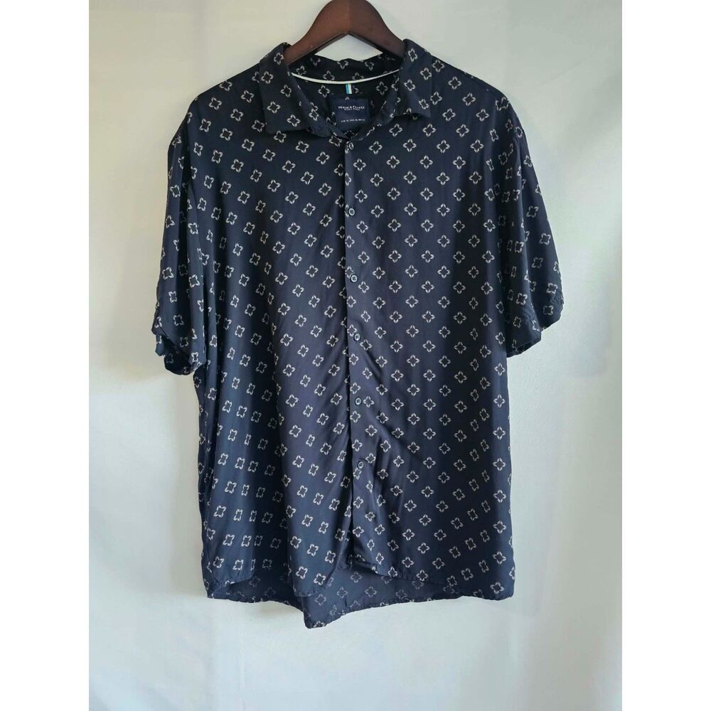 Preppy Core Denim & Flower Ricky Singh Navy Geometric Button Down Shirt XL